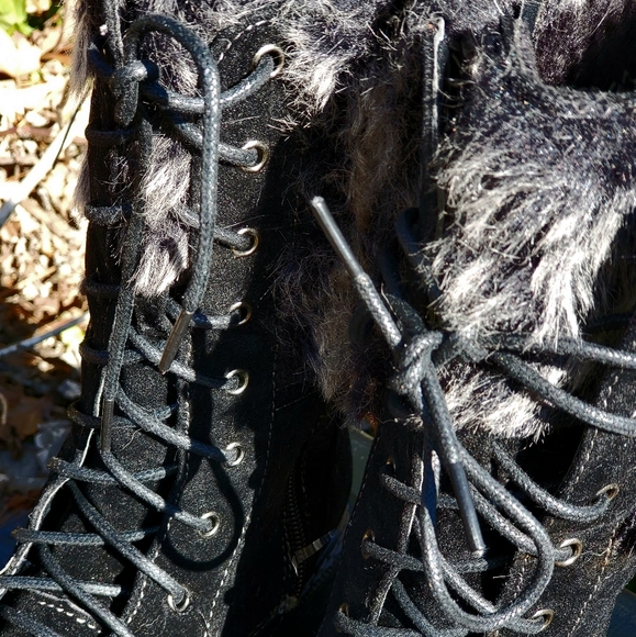LN Wanted Pilsner Military Styled Lace-Up Boots - Picture 3 of 8